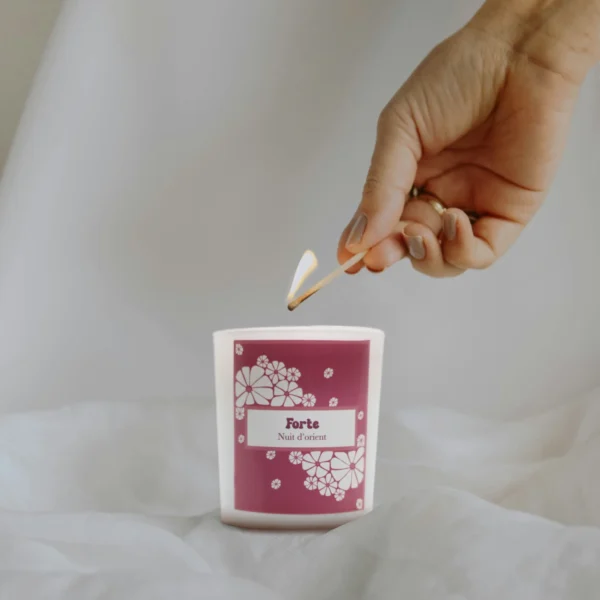 Bougie artisanale parfumée "Aimé" – Image 4